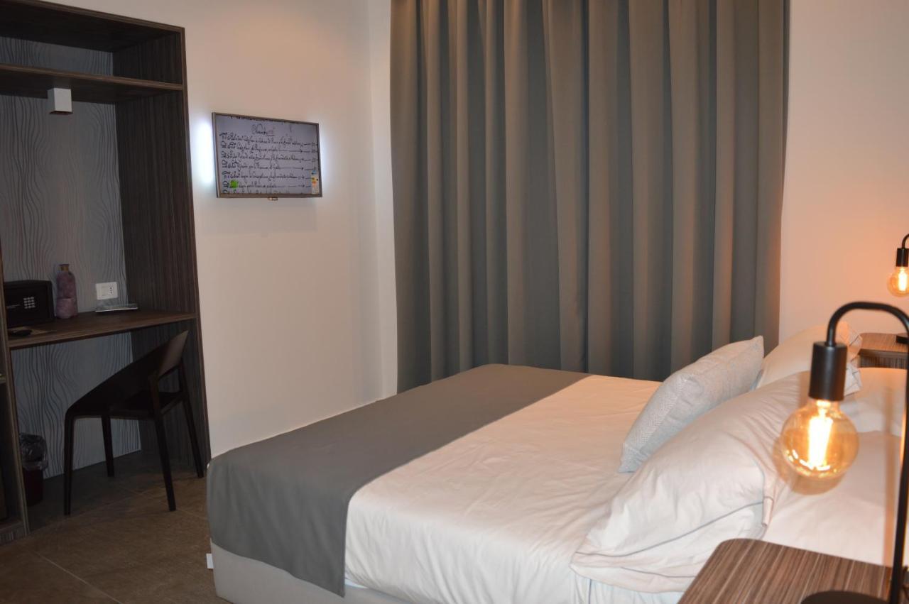 Bed And Breakfast Villa Tota カタンザーロ エクステリア 写真