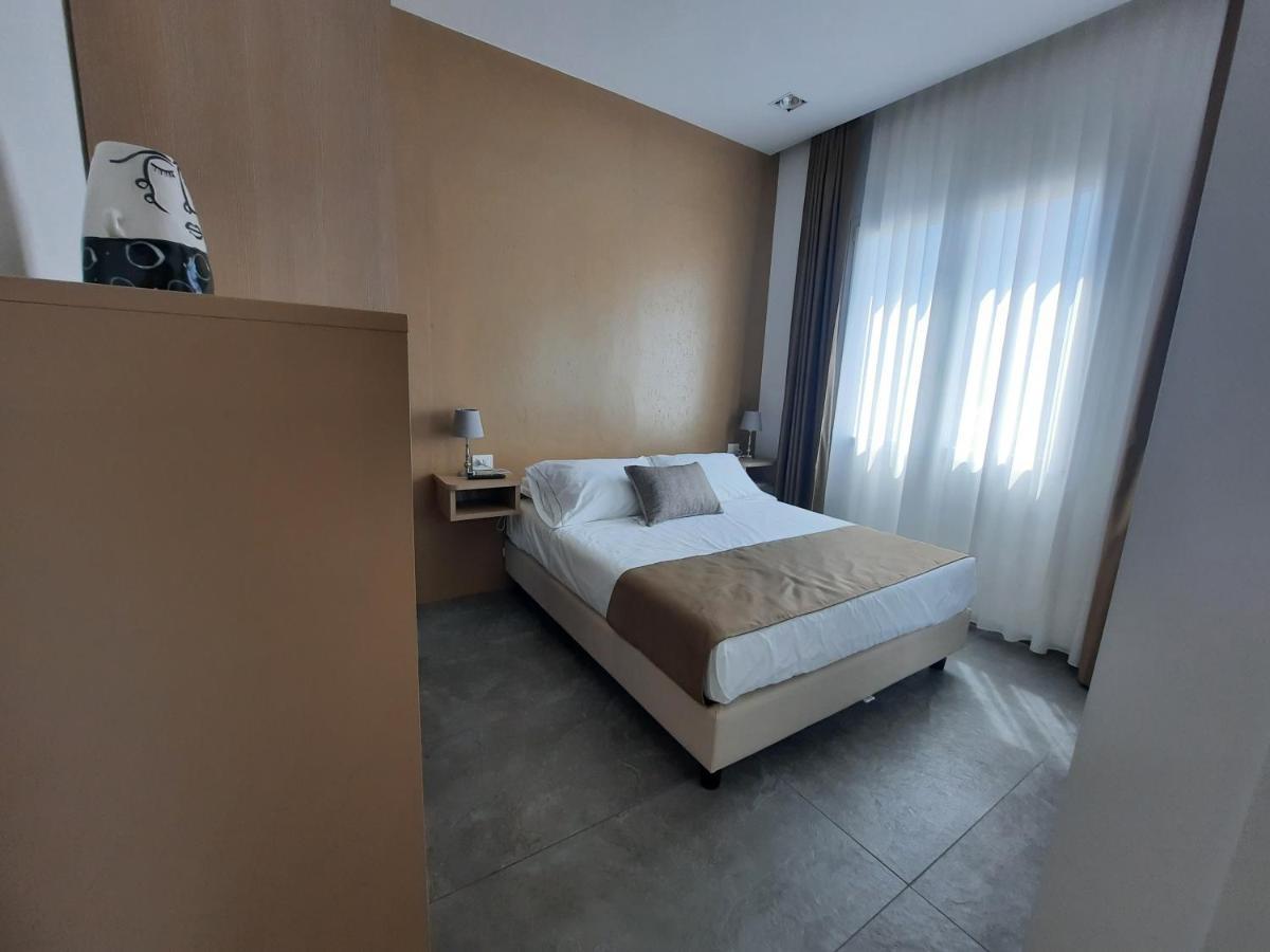 Bed And Breakfast Villa Tota カタンザーロ エクステリア 写真